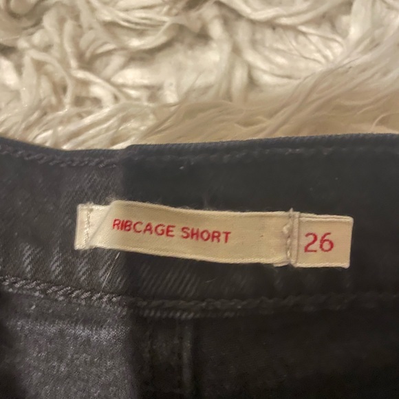 Black Levi high rise shorts - Picture 3 of 4